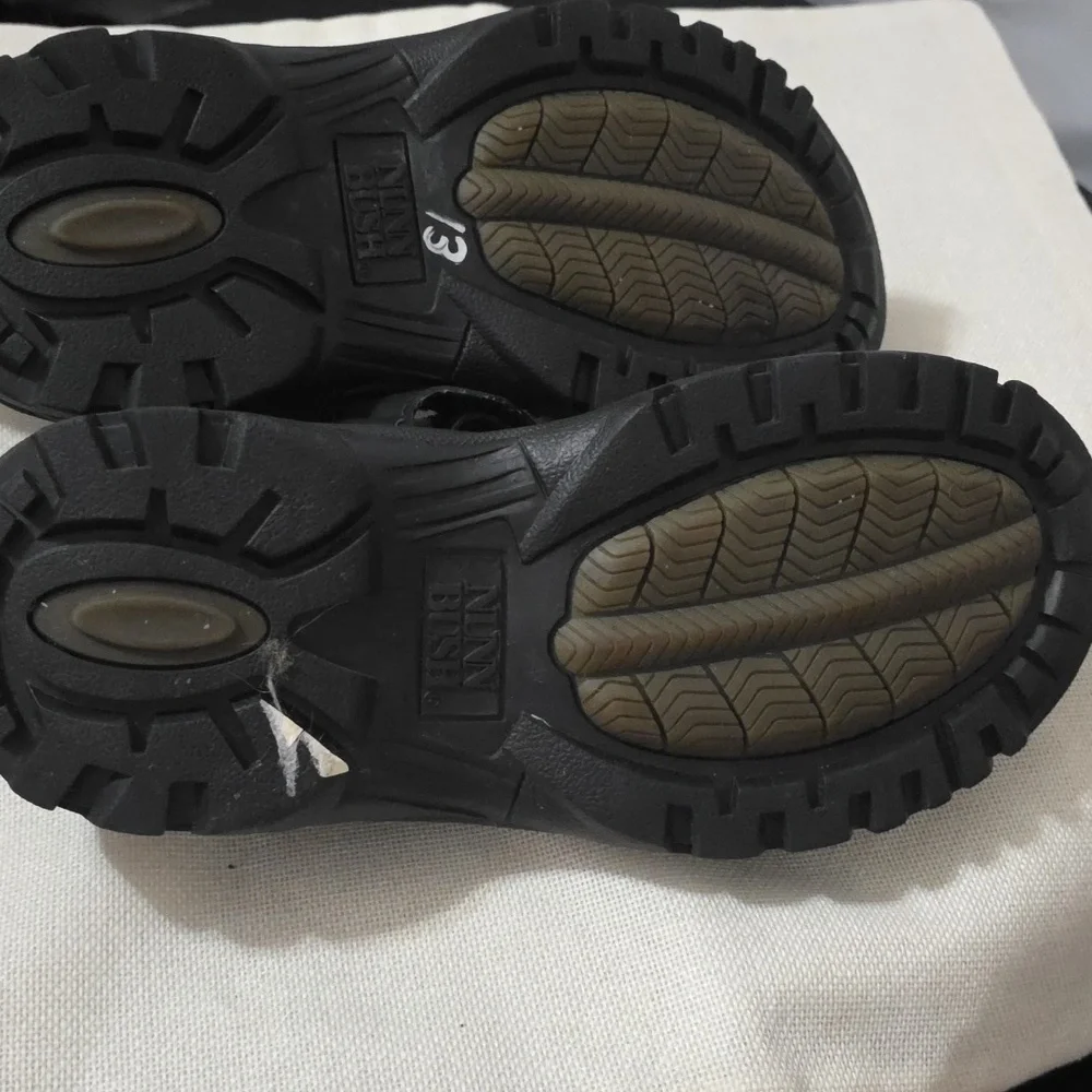 Nunn Bush Men's‎ Black Outdoor Sandals Shoes Hook & Loop Straps Sz 10 EUC